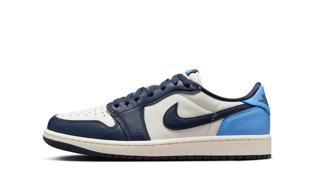 Adidași Jordan 1 Low OG Obsidian UNC