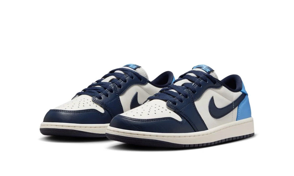 Jordan 1 Low OG Obsidian UNC Sneakers