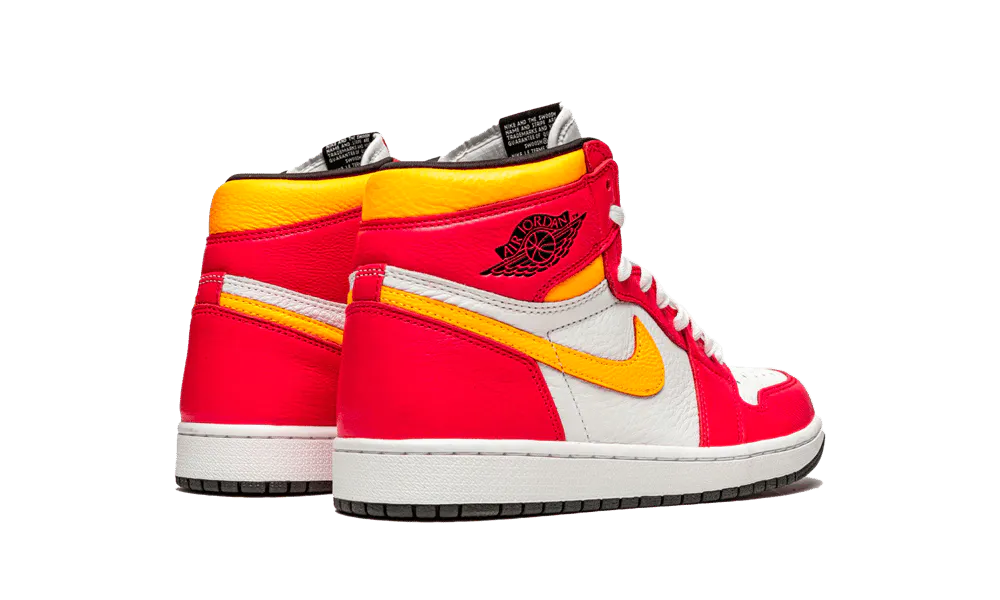 Jordan 1 Retro High OG Light Fusion Red imagine spate