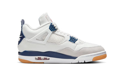 Lateral Jordan 4 Retro SB Navy