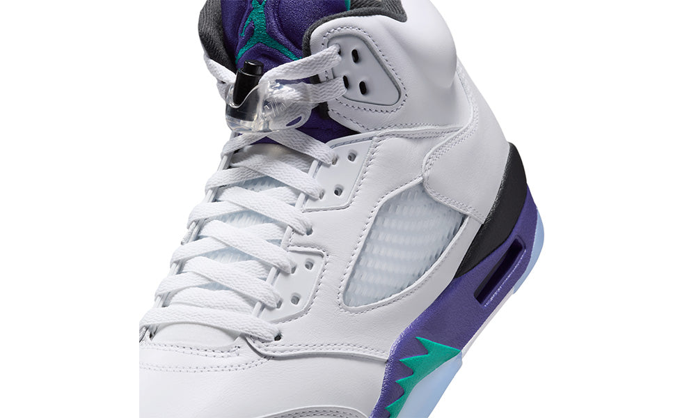 Detaliu Jordan 5 Retro Grape (2025)