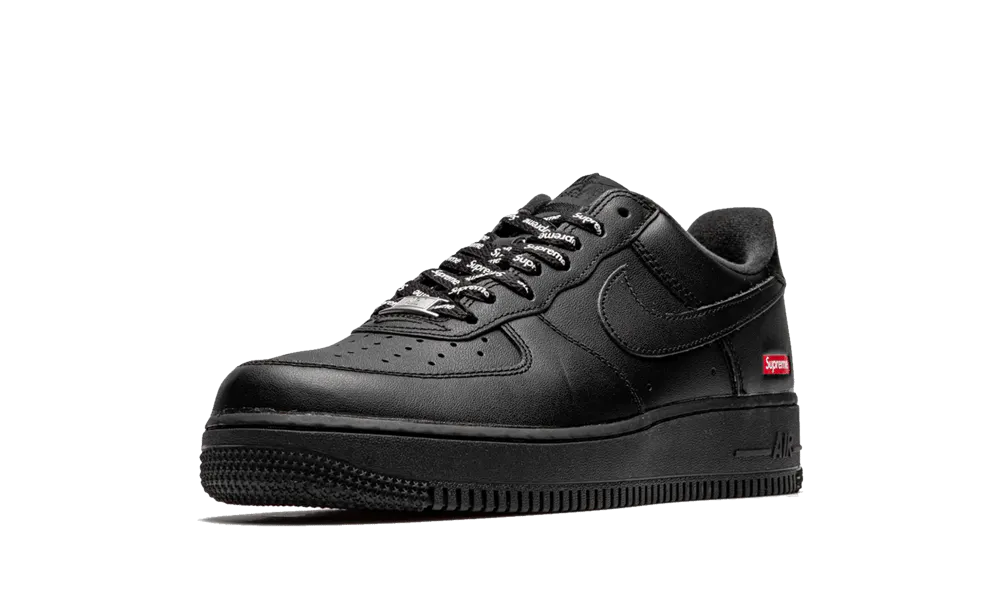 Nike Air Force 1 Low Supreme Black imagine sneaker