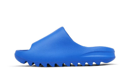 Yeezy Slide Azure lateral